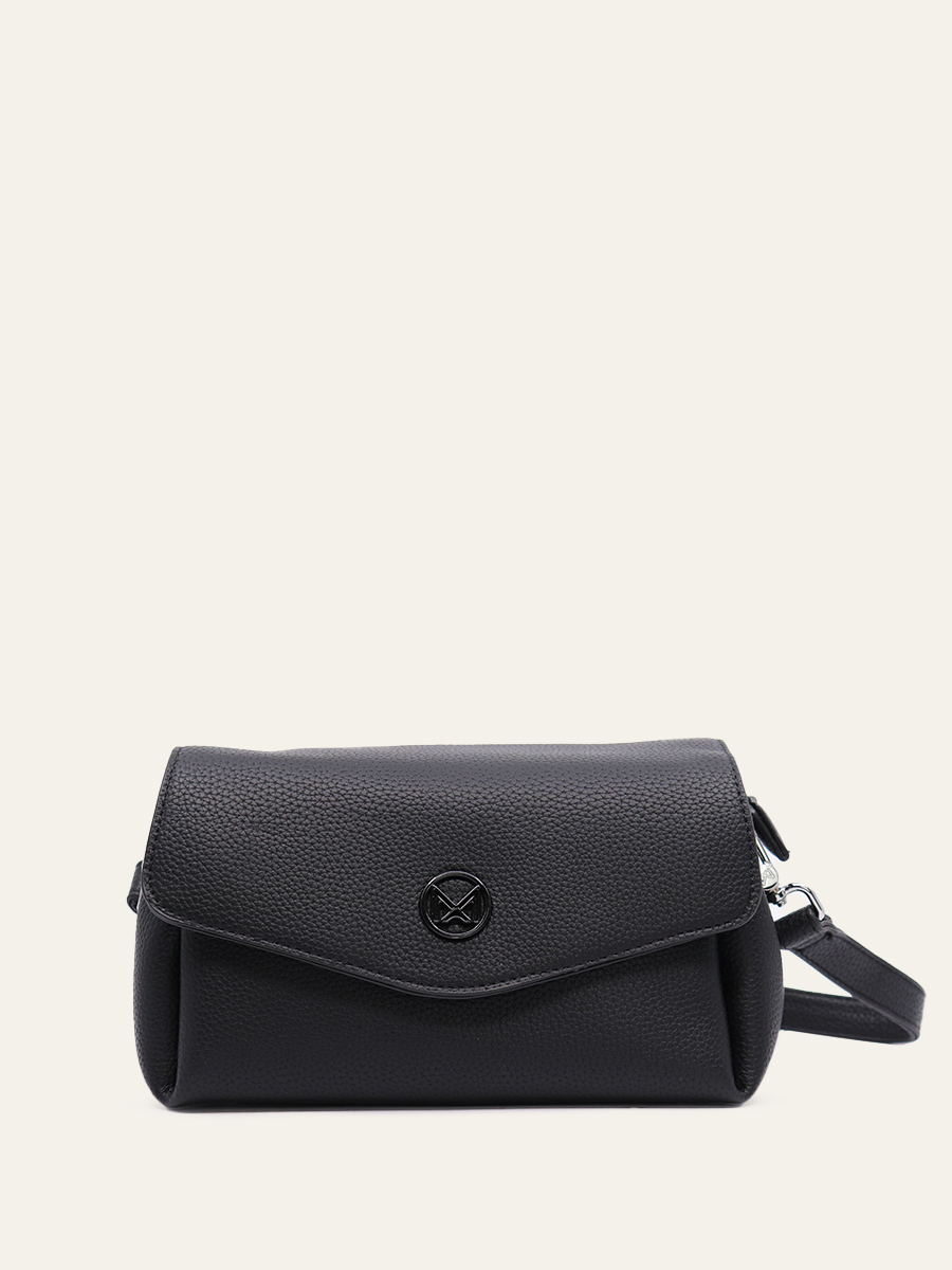 ESSENTIAL FLAP BAG