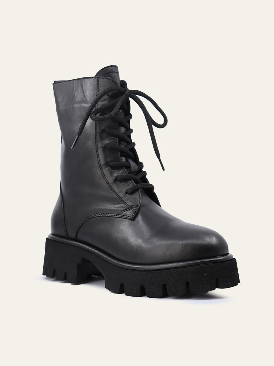 SUEDE LACE-UP BOOTS — 6