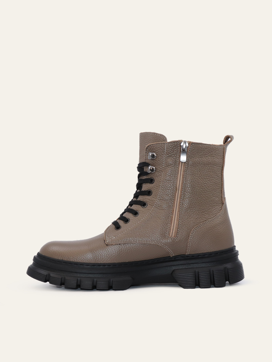 URBAN TREK BOOTS