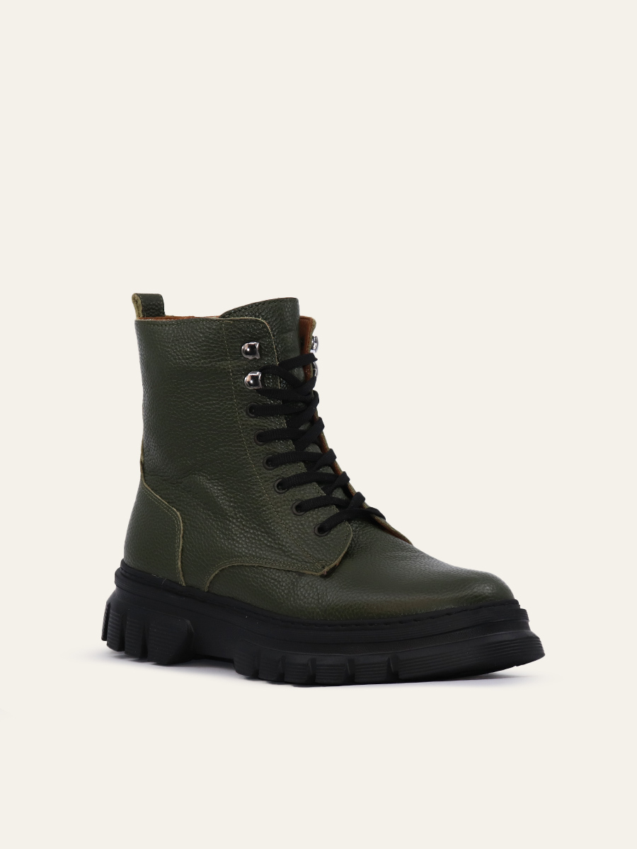 URBAN TREK BOOTS — 5
