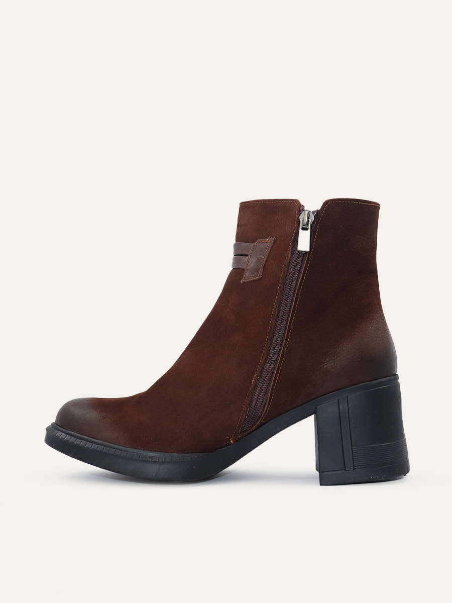 STRUCTURED HEEL BOOTS — 7