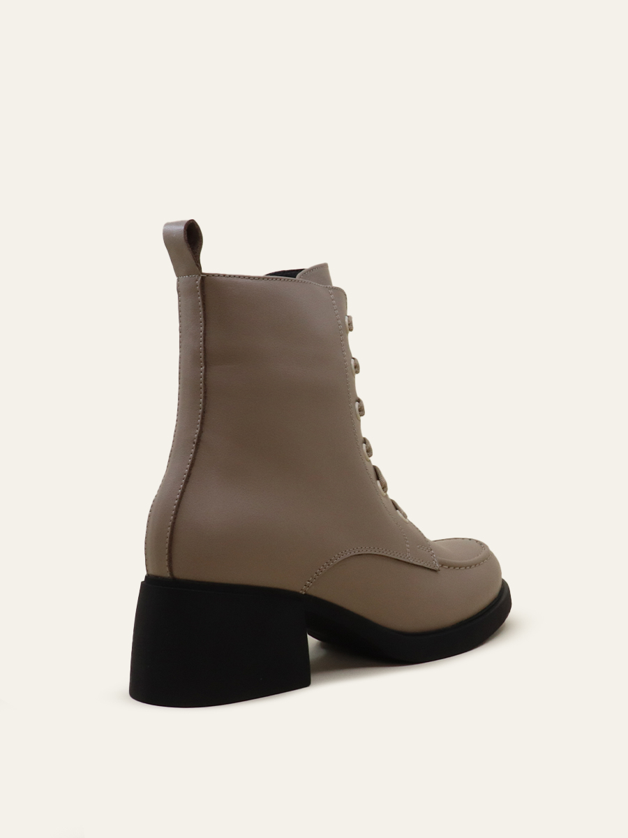 RETRO LACE-UP BOOTS — 5