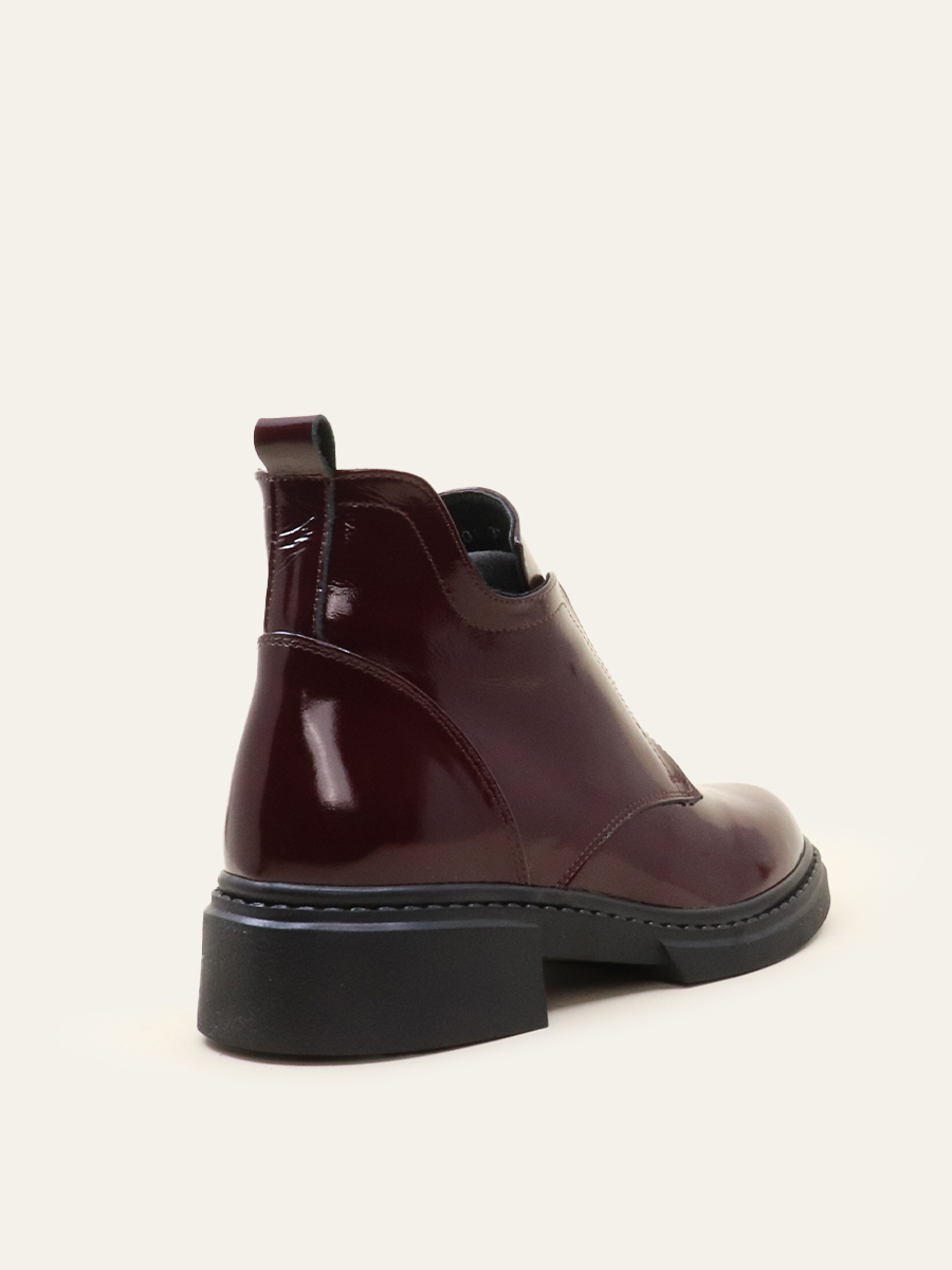 POLISHED ZIP-UP BOOTS — 7