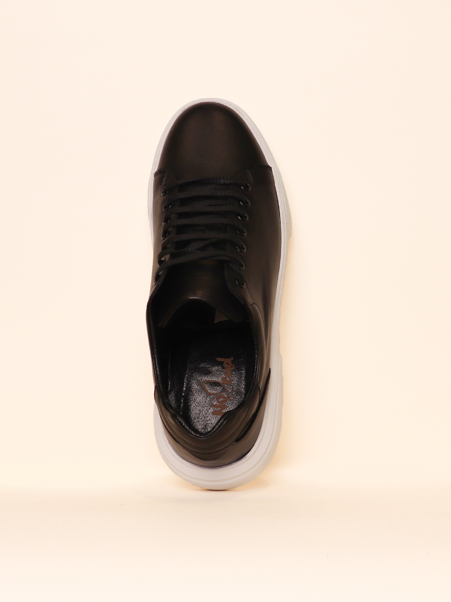 CLEAN CLASSIC SNEAKERS — 4