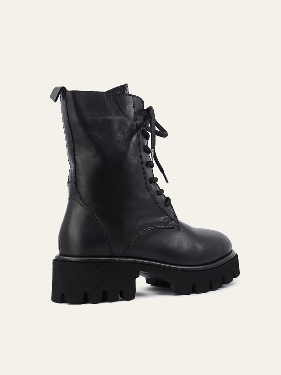 SUEDE LACE-UP BOOTS — 7