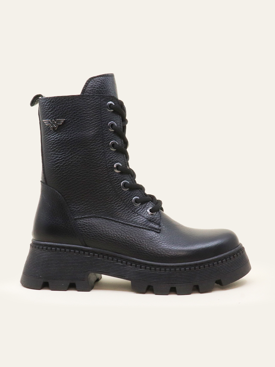TEXTURED LACE-UP BOOTS