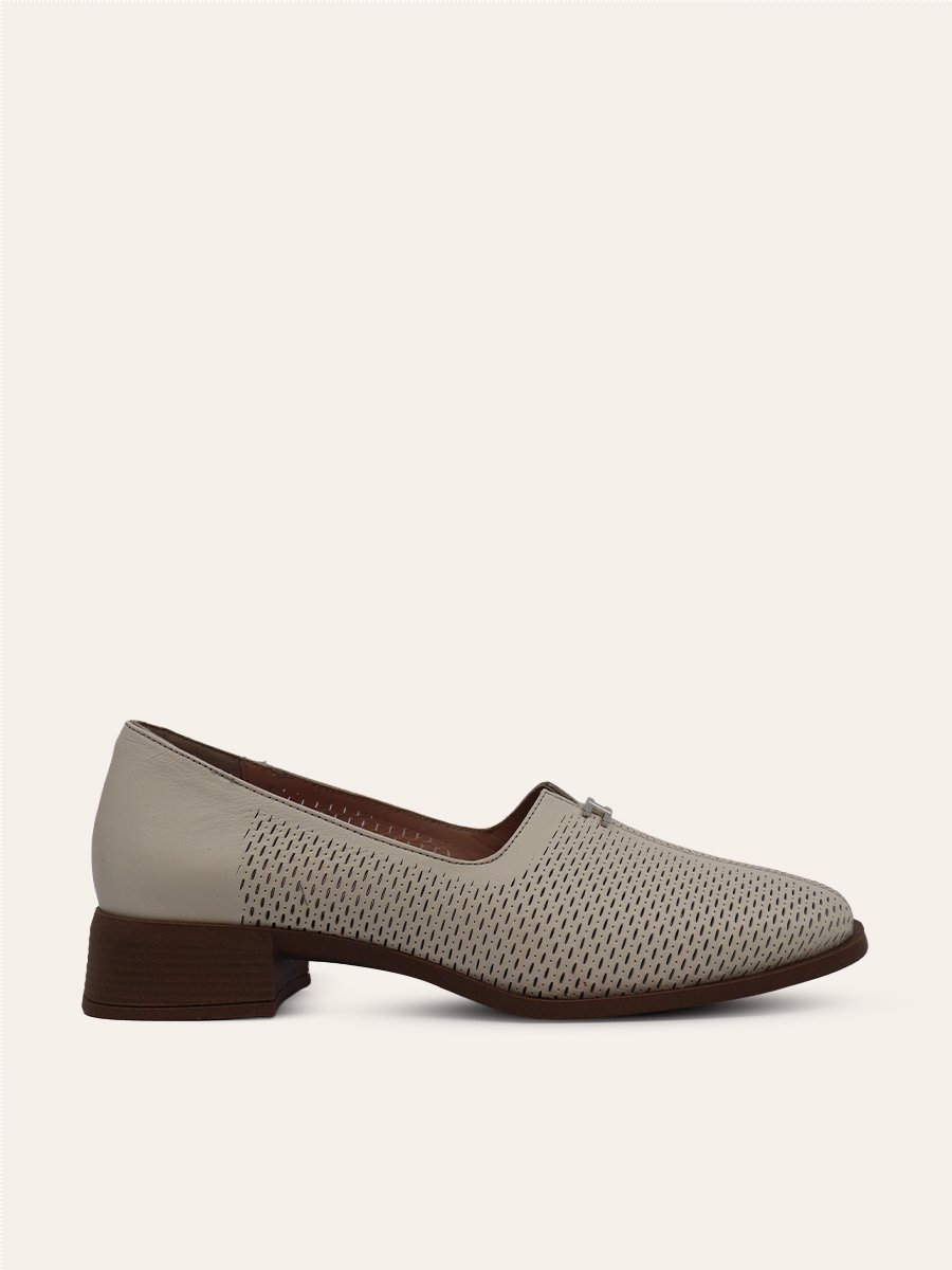 PERFORATED CLASSIC SHOES