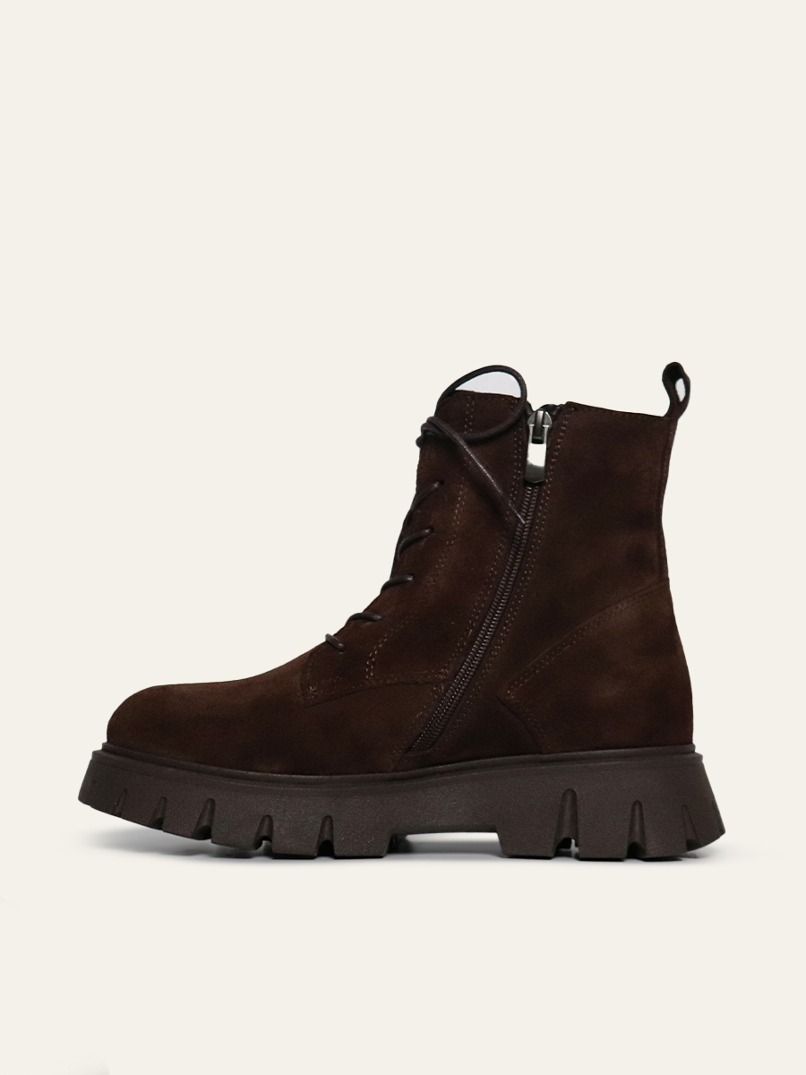 LACE-UP CHUNKY BOOTS