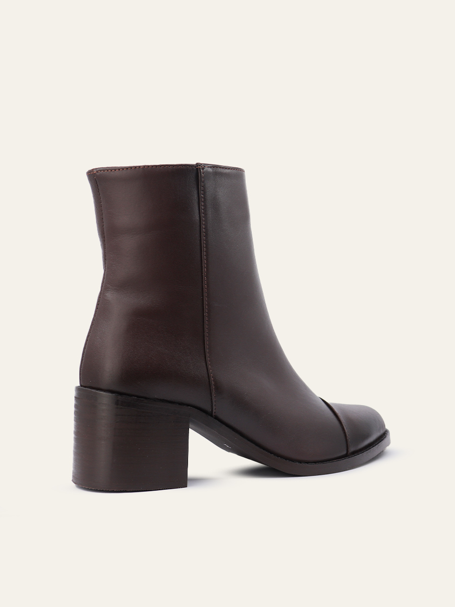 SQUARE-TOE BLOCK BOOTS — 2