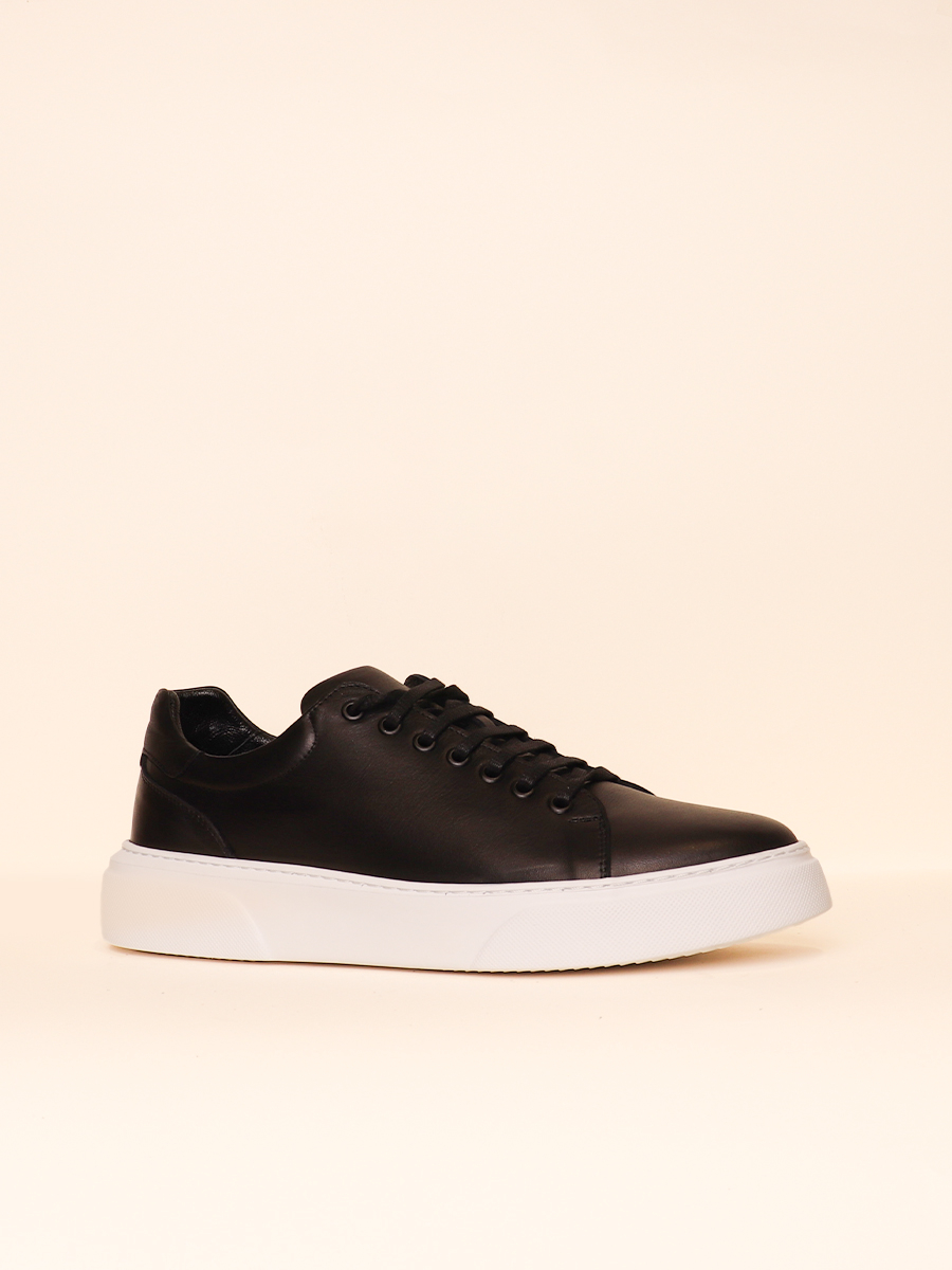 CLEAN CLASSIC SNEAKERS — 3