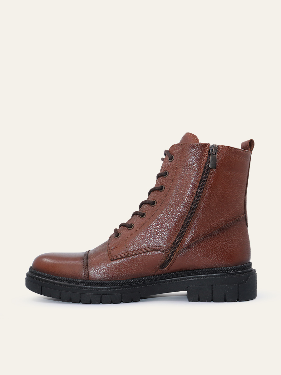 TEXTURED COMBAT BOOTS