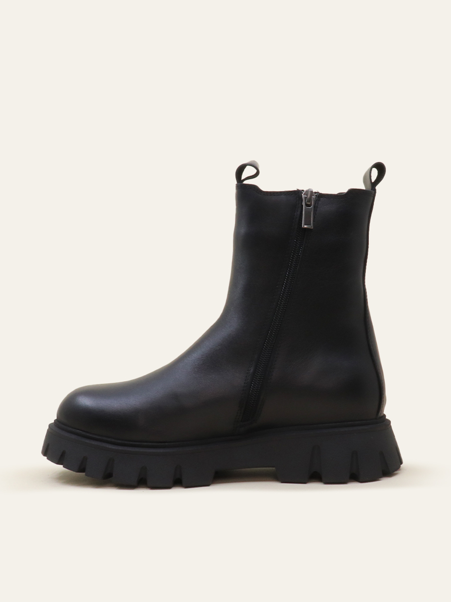 CHUNKY CHELSEA BOOTS — 2