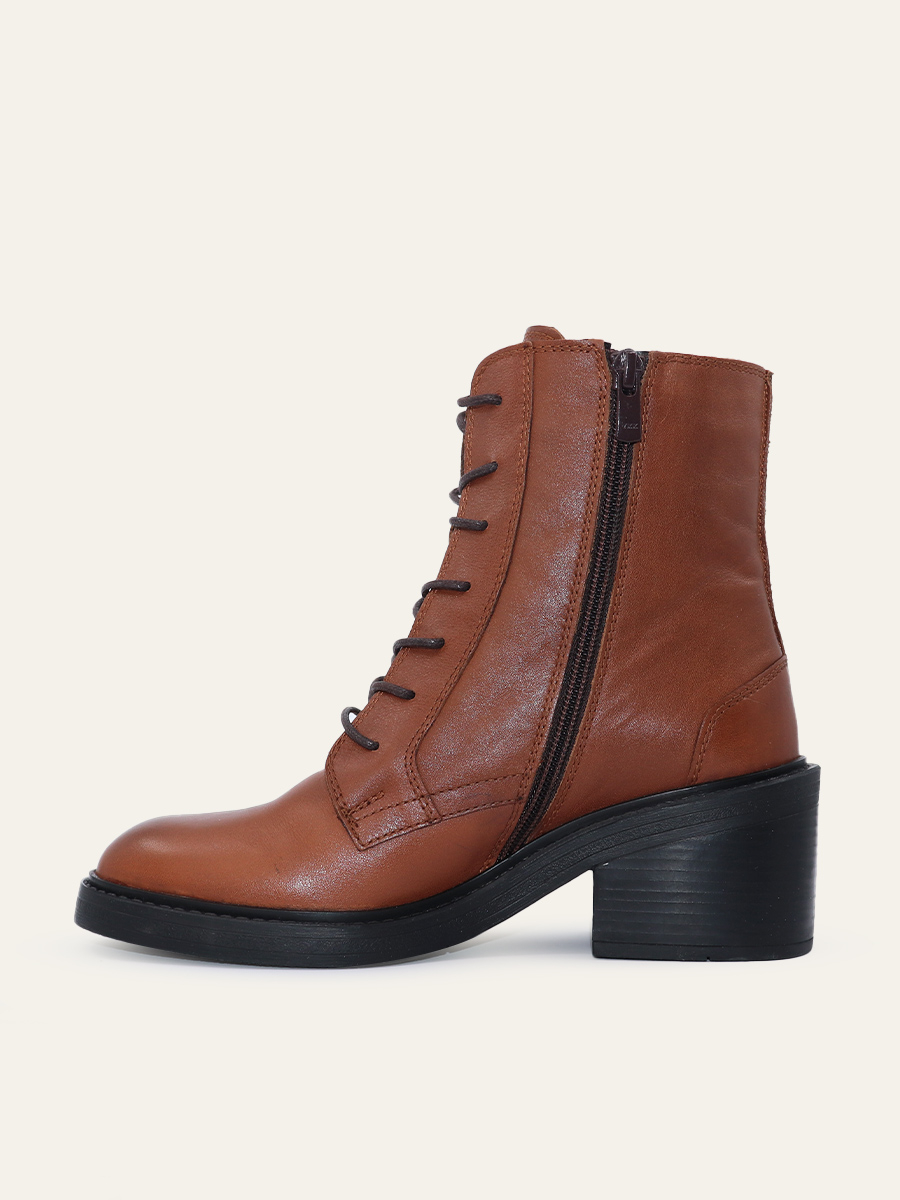 MID HEEL LACE-UP BOOTS