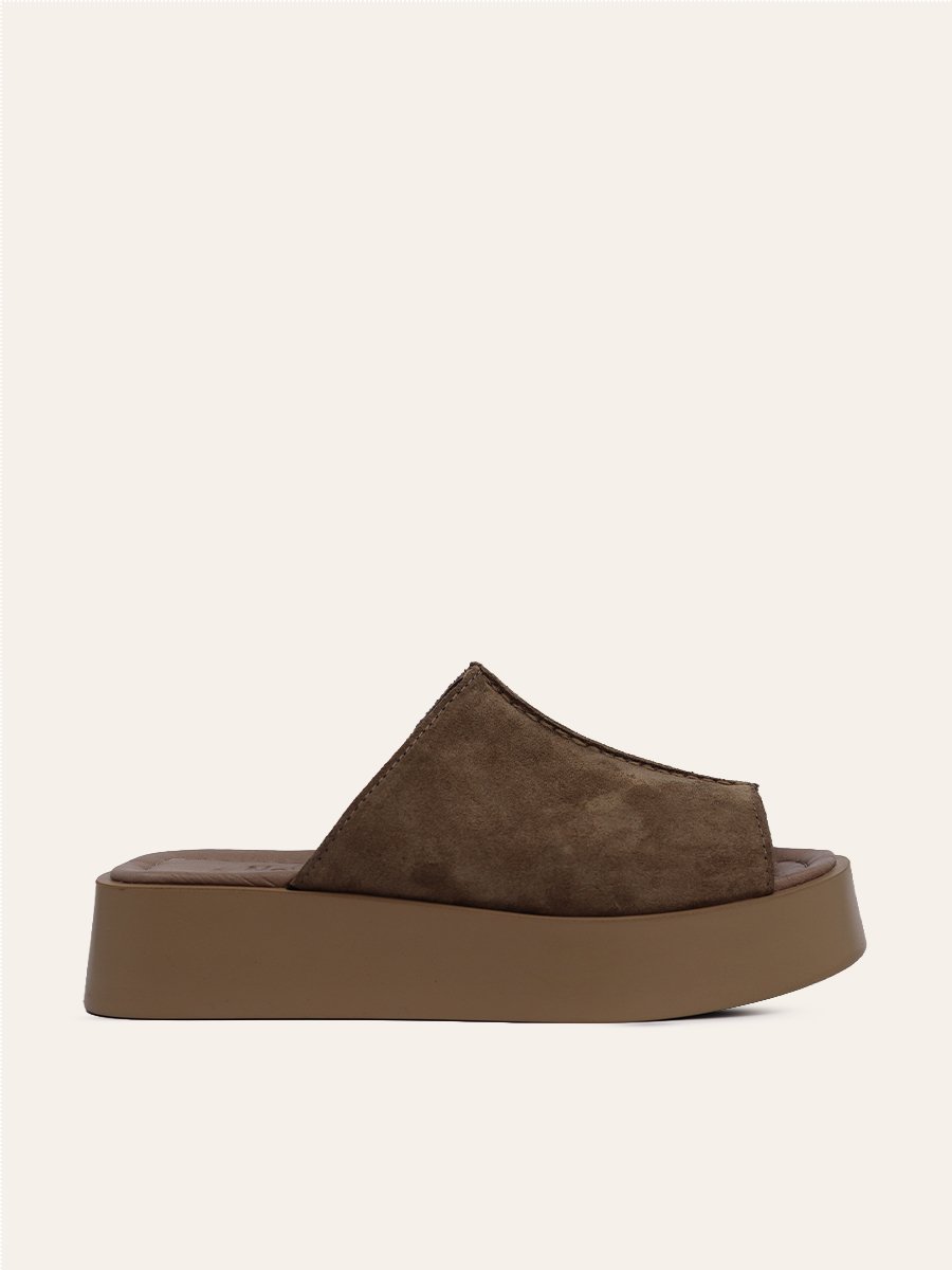 ELEVATED VELUR SLIDES