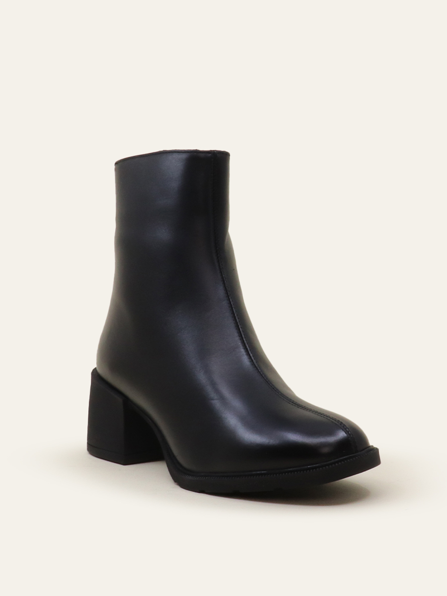 MINIMAL BLOCK-HEEL BOOTS — 2