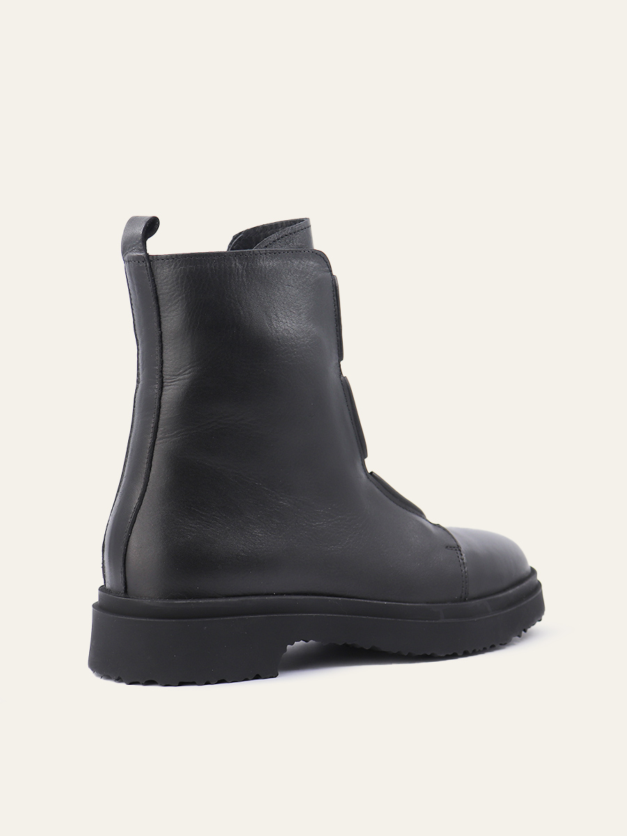 ELASTIC  FRONT ANKLE BOOTS — 7