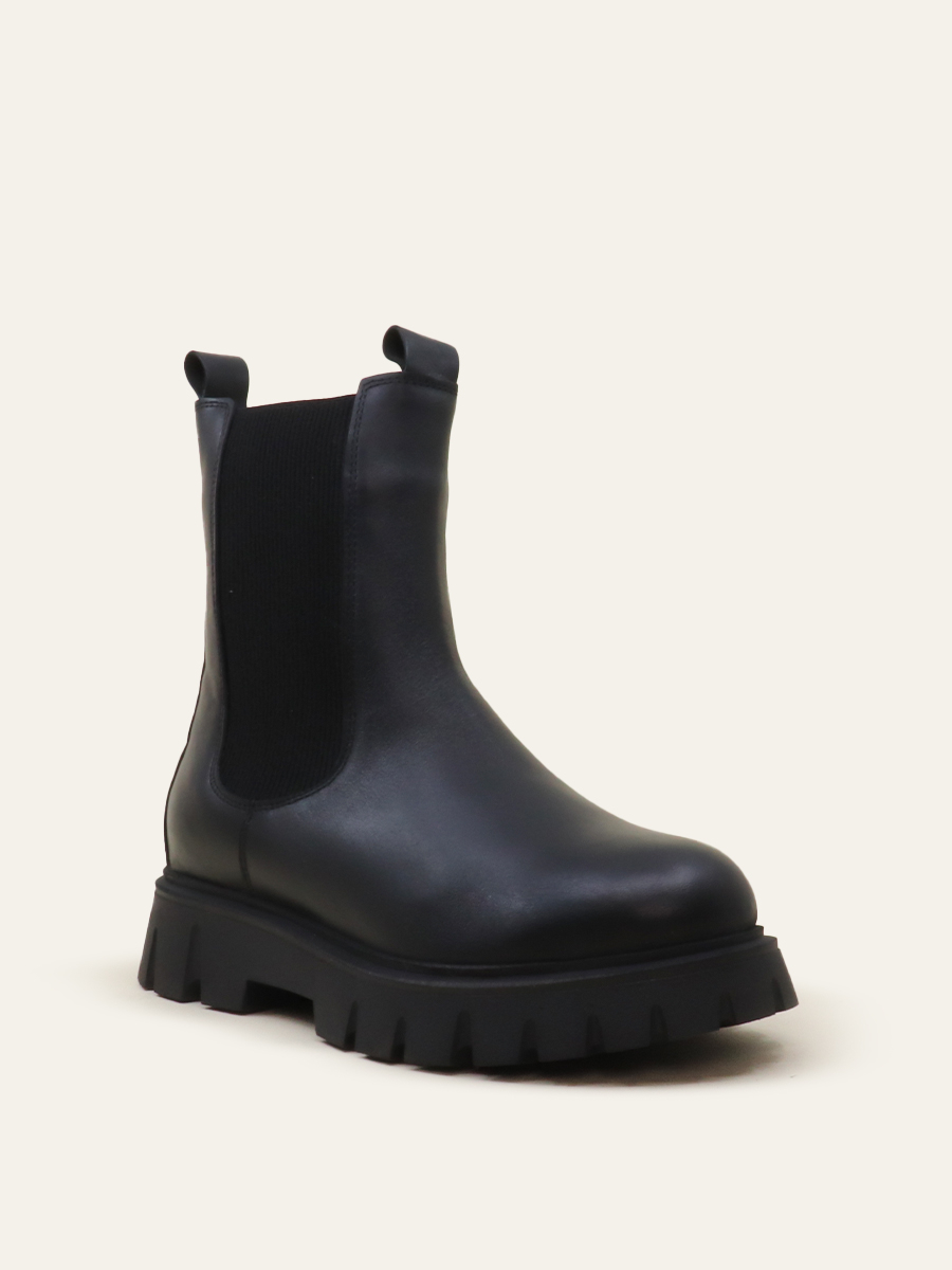 CHUNKY CHELSEA BOOTS — 3