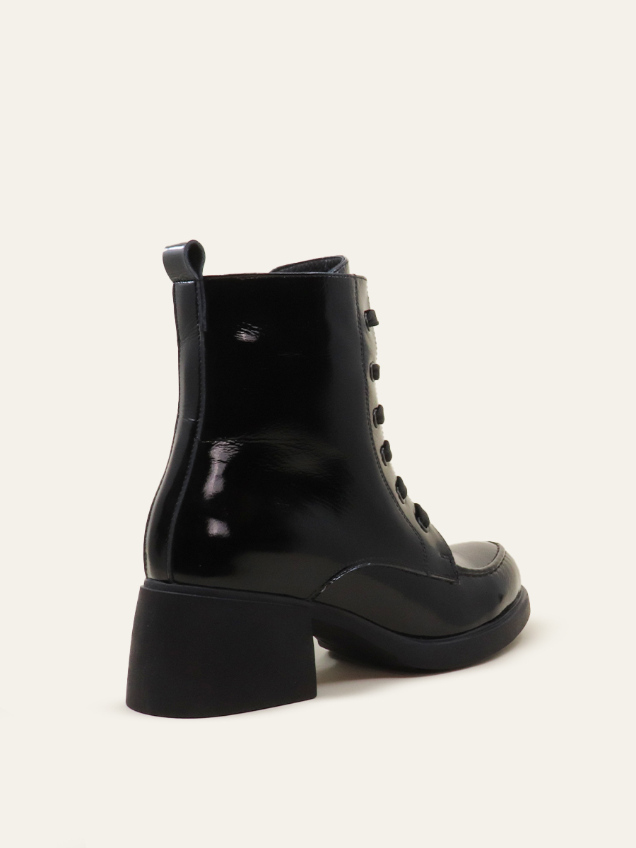RETRO LACE-UP BOOTS — 3