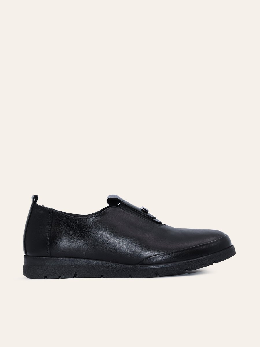 MODERN STRAP LOAFERS