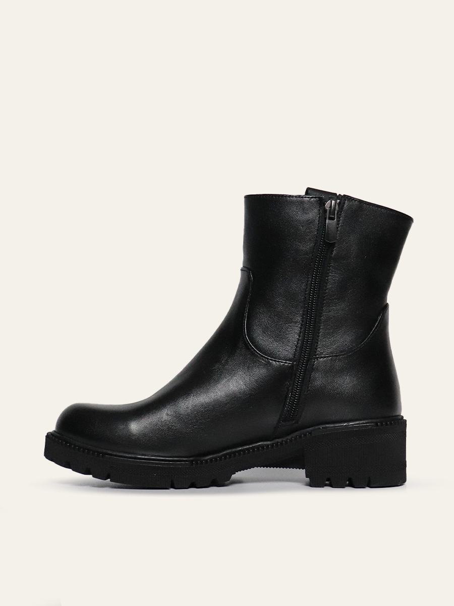METAL ACCENT BOOTS — 2