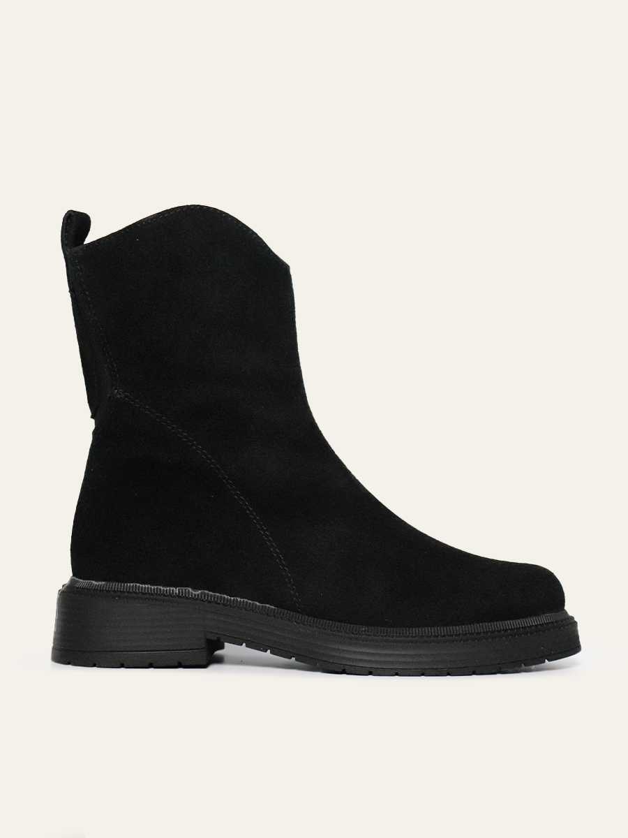BLACK SUEDE