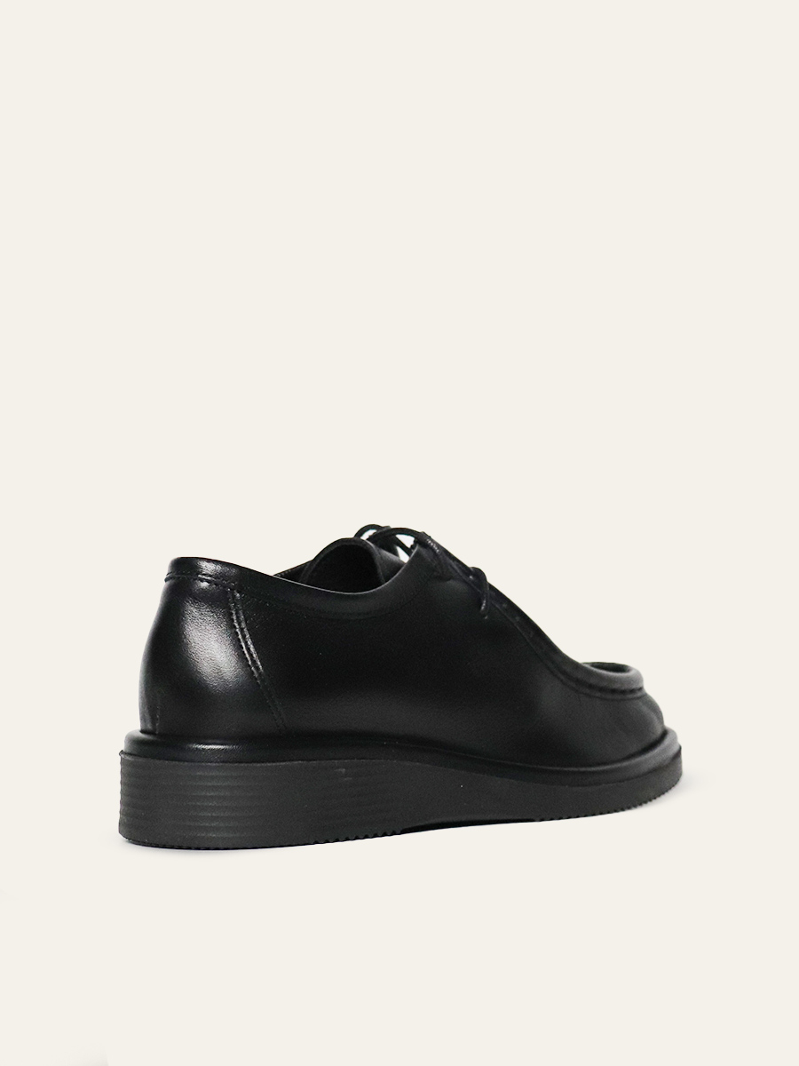 CLASSIC DERBYS — 9