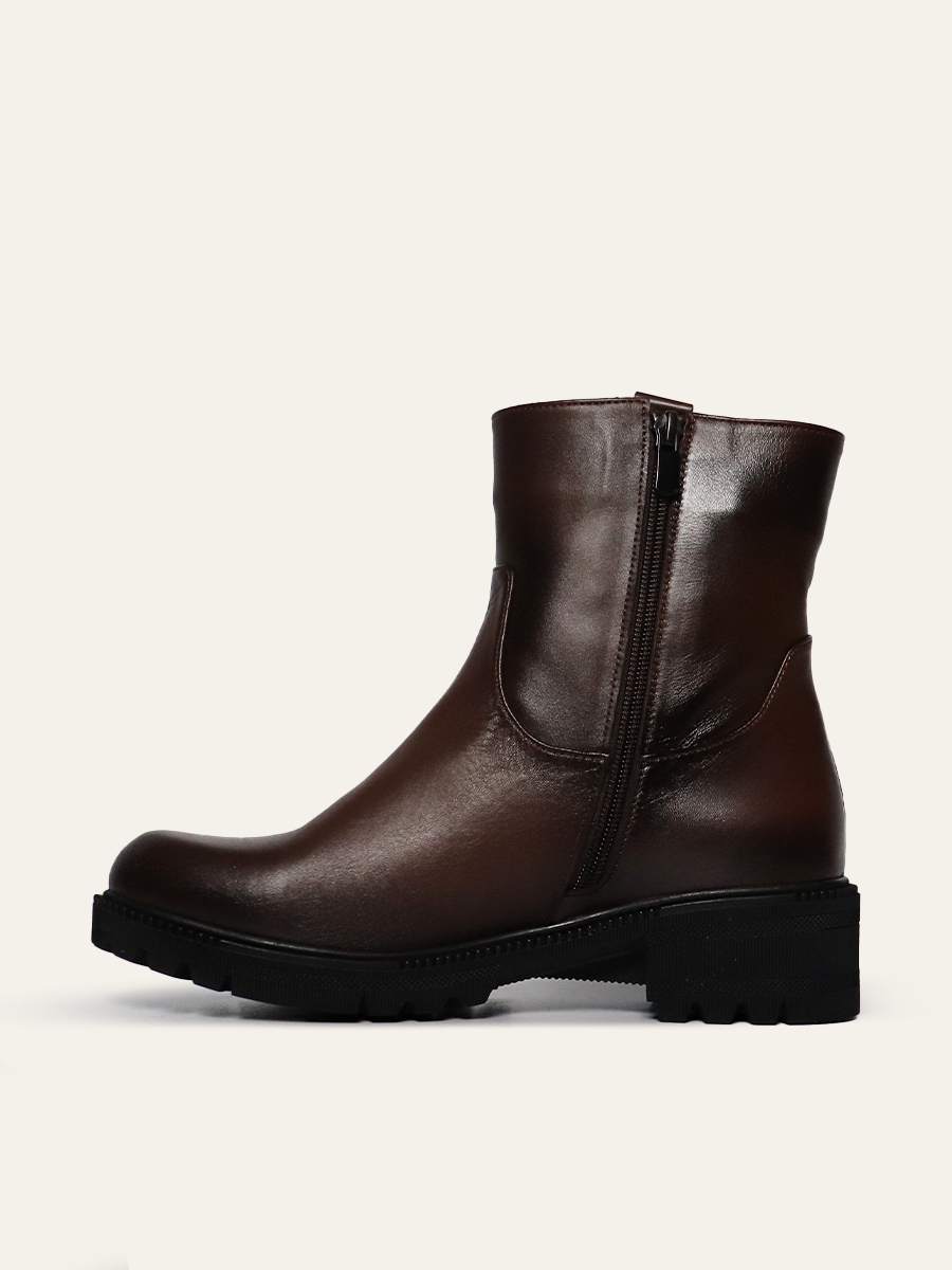 METAL ACCENT BOOTS — 5
