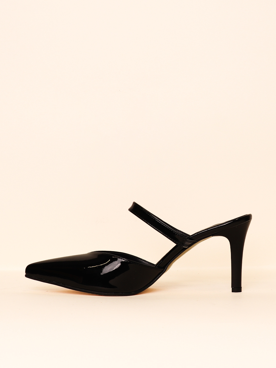 SLEEK STRAP HEELS — 6