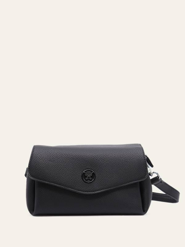ESSENTIAL FLAP BAG