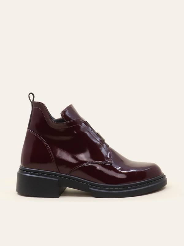 POLISHED ZIP-UP BOOTS