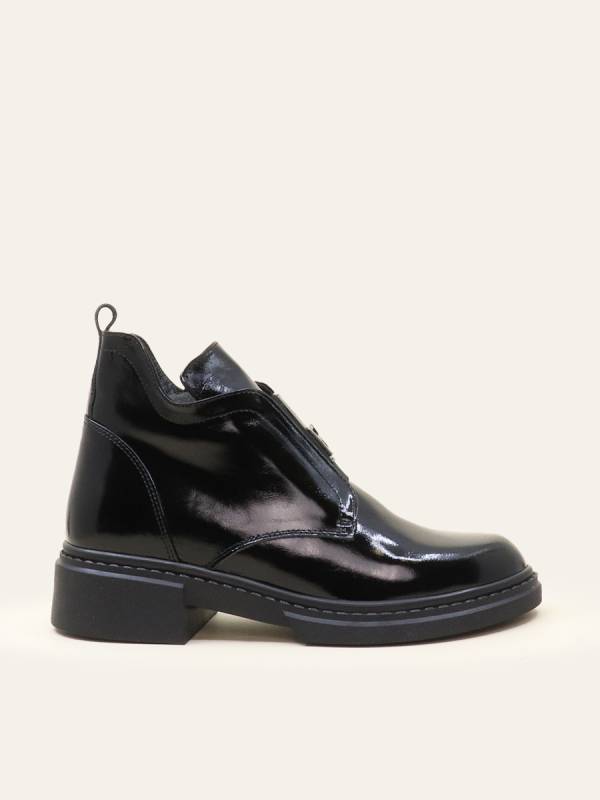 POLISHED ZIP-UP BOOTS