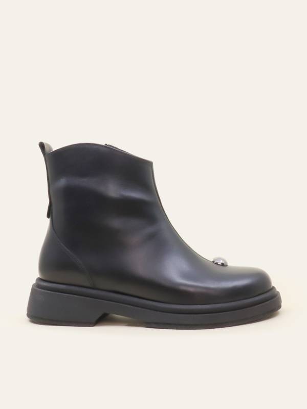 SCULPTED METAL-TOE BOOTS