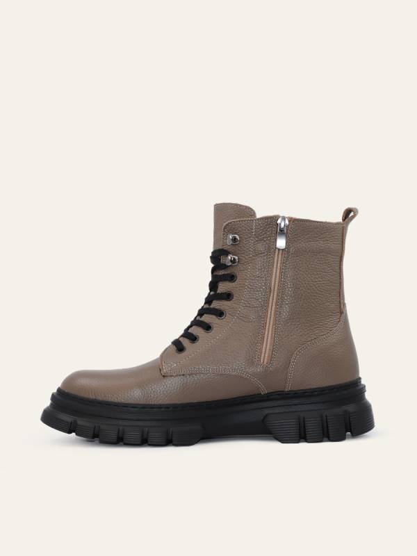 URBAN TREK BOOTS