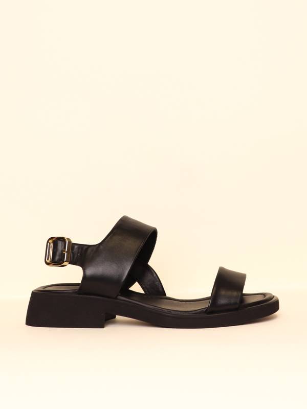 ESSENTIAL STRAP SANDALS