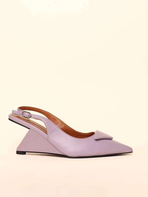 STRUCTURED BOW HEELS