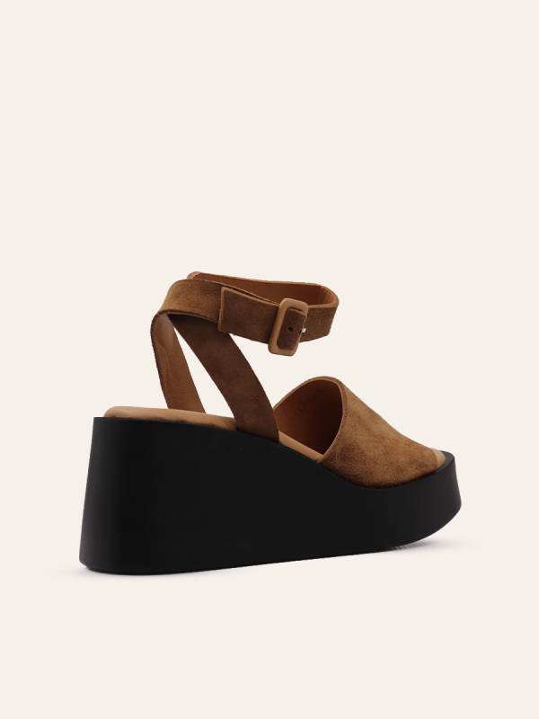 PLATFORM SANDALS — 4