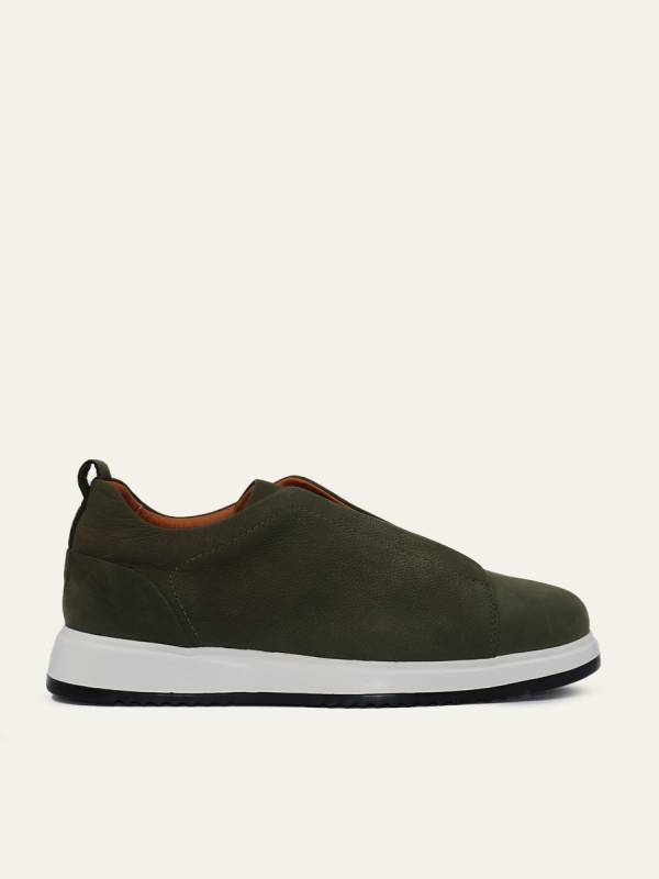 ESSENTIAL SLIP-ON SNEAKERS