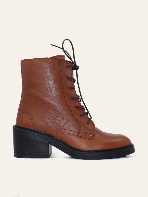 MID HEEL LACE-UP BOOTS