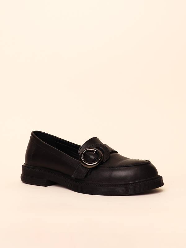 CIRCLE BUCKLE LOAFERS — 3