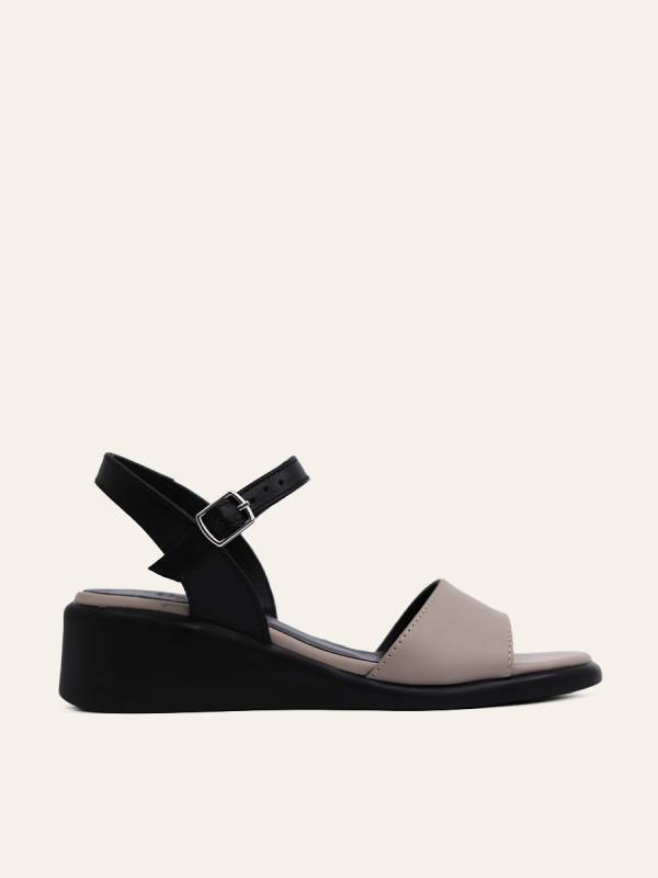 DUAL TONE STRAP SANDALS