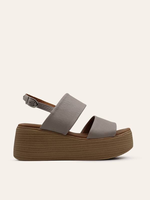 PLATFORM STRAP SANDALS