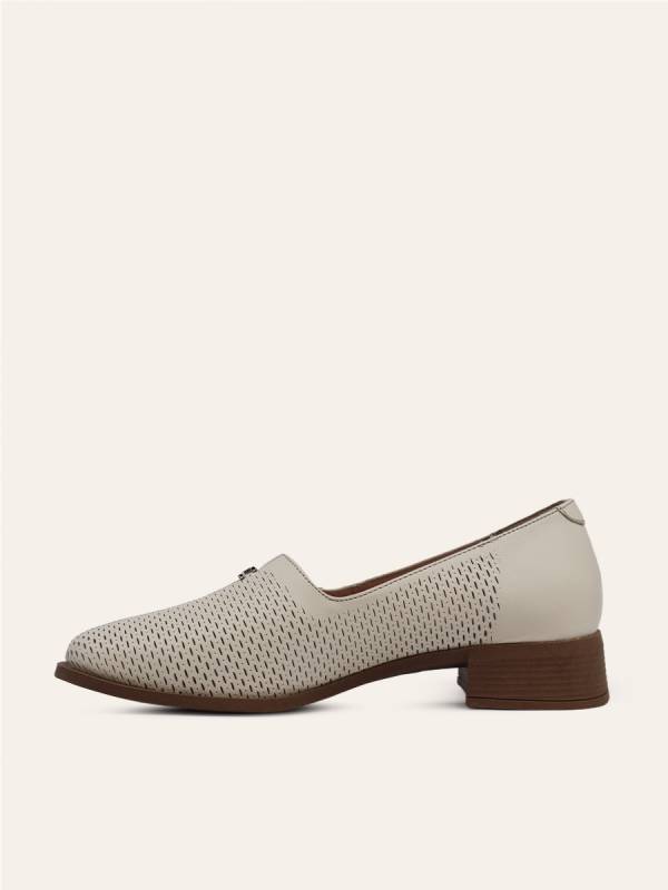 PERFORATED CLASSIC SHOES — 2
