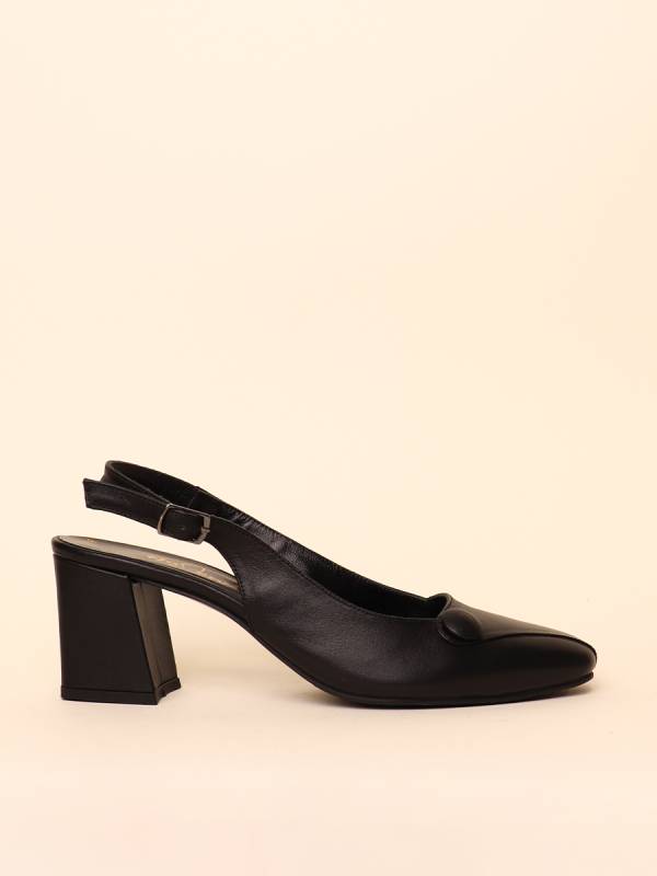 BUTTON DETAIL SLINGBACKS
