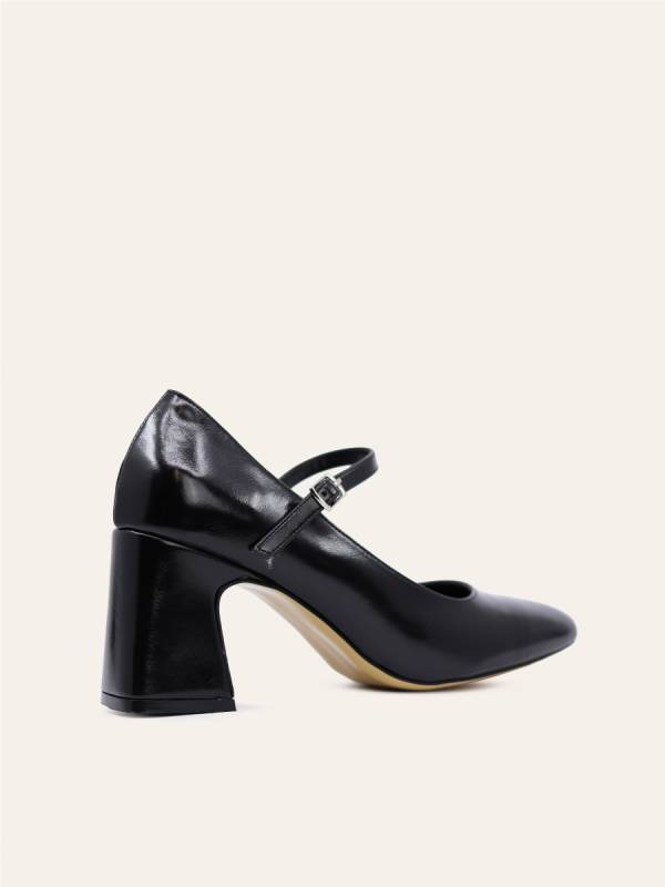 GLOSSY STRAP HEELS — 4