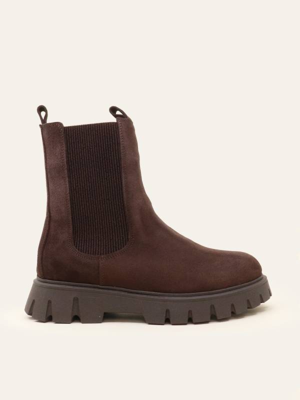CHUNKY CHELSEA BOOTS