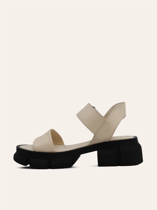 CHUNKY GRIP SANDALS — 2
