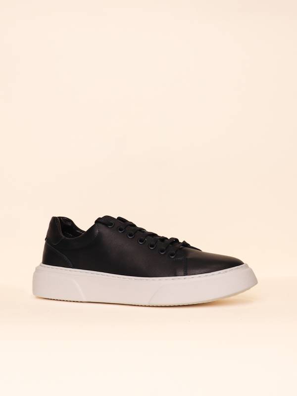 CLEAN CLASSIC SNEAKERS — 3