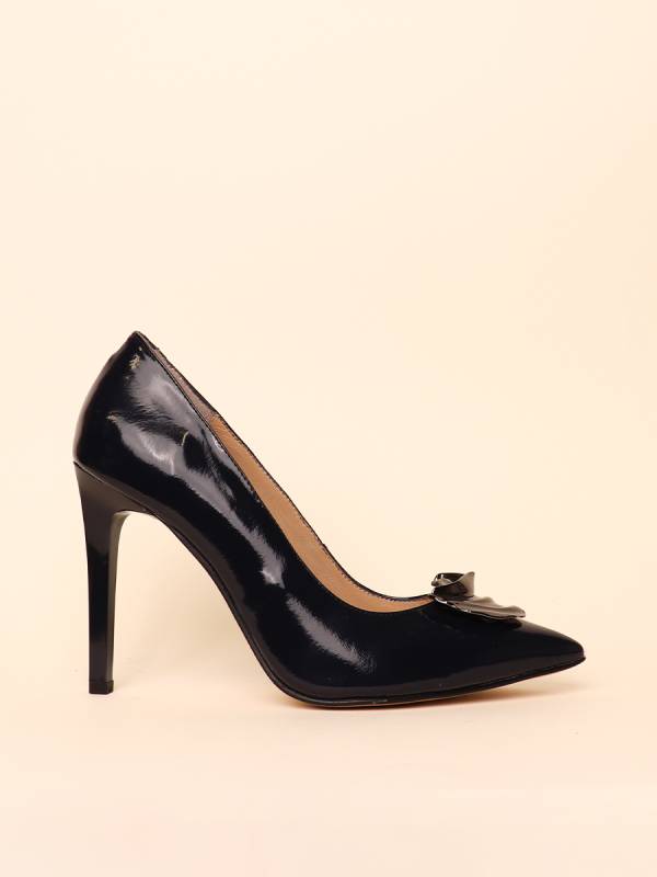 PETAL DETAIL PUMPS