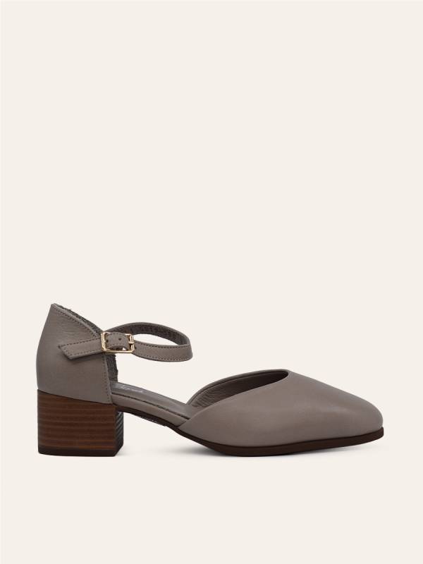 MINIMAL STRAP BLOCK HEELS