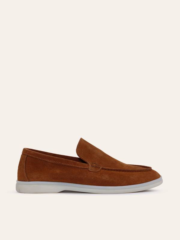 REFINED SUEDE LOAFERS